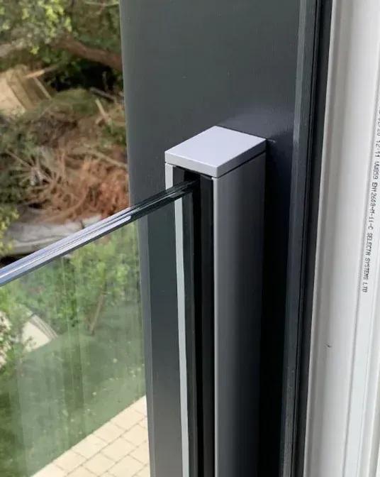 Easy Glass View glasräcke detalj